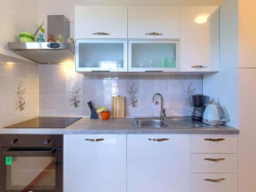  Apartment Lili-2  Кукци